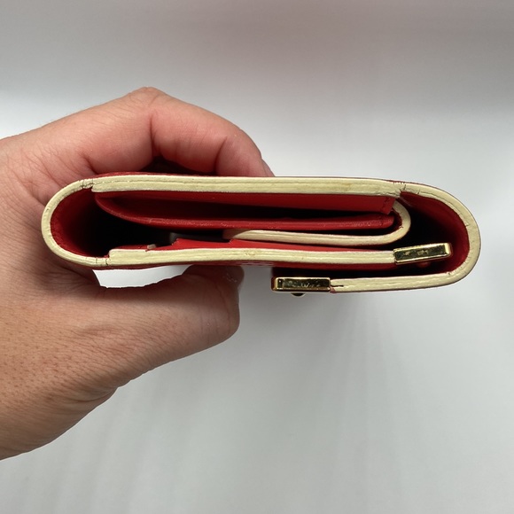 Louis Vuitton Taurillon Leather International Wallet - Picture 5 of 14